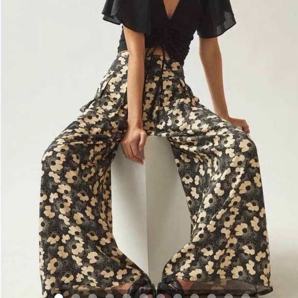 Anthropologie Corey Lynn Calter Wide Leg Pants Floral Black and Cream Medium - Picture 7 of 7